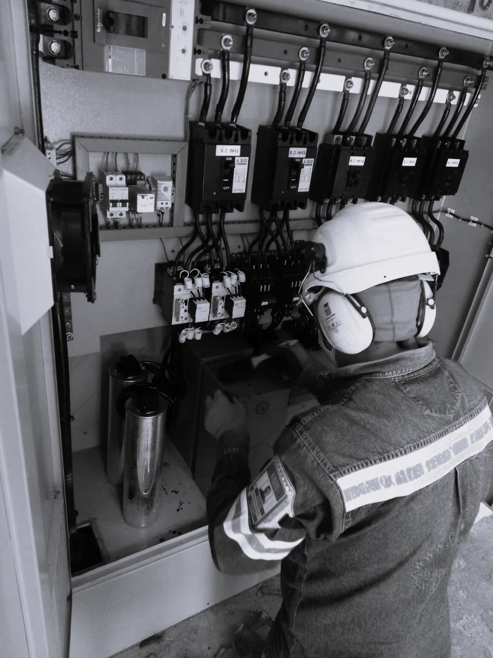 Mantenimiento de tablero eléctrico